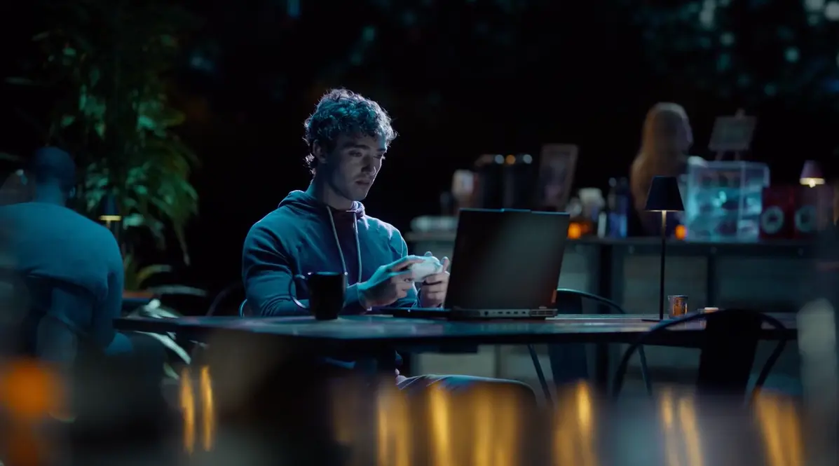 Works with Supported Handheld Devices